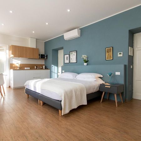 Aqualago Casa Vacanze Apartment D แวร์บาเนีย ภายนอก รูปภาพ