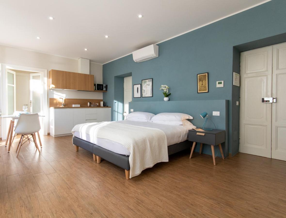 Aqualago Casa Vacanze Apartment D แวร์บาเนีย ภายนอก รูปภาพ