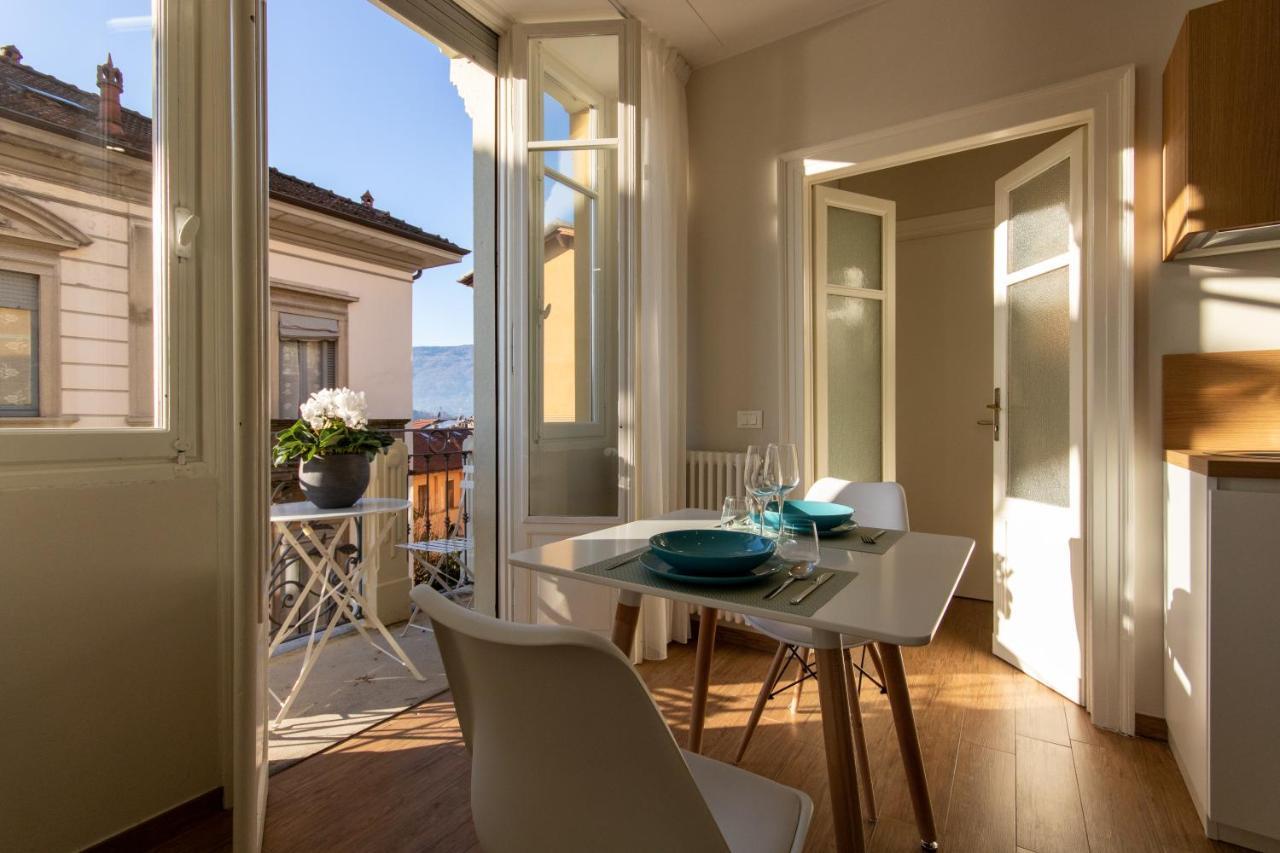 Aqualago Casa Vacanze Apartment D แวร์บาเนีย ภายนอก รูปภาพ