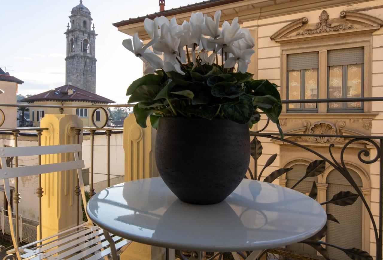 Aqualago Casa Vacanze Apartment D แวร์บาเนีย ภายนอก รูปภาพ